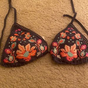 Triangle swim top crochet